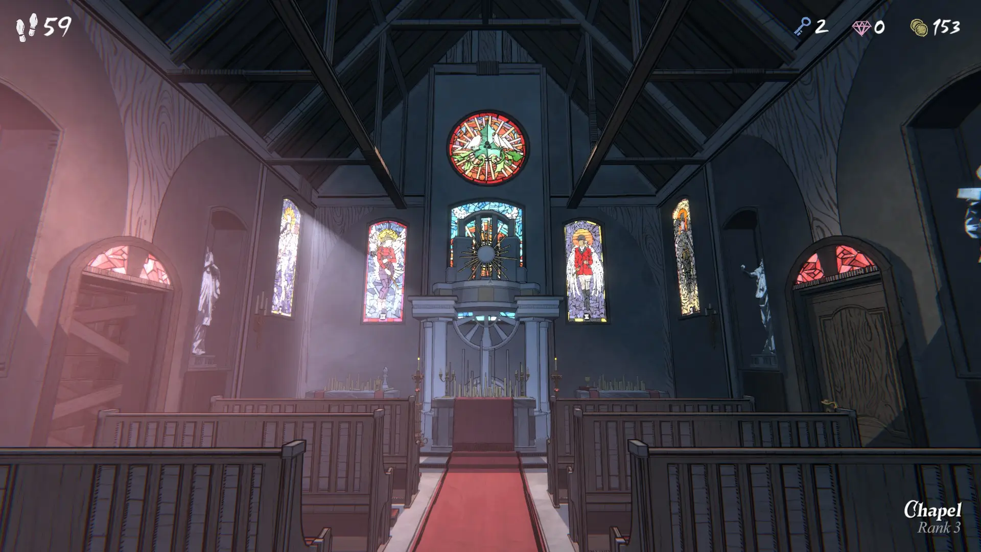 Комната Chapel: витражи, через которые бьют солнечные лучи, красная дорожка, лавочки и свечи
